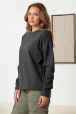 Basic Long Sleeve Soft Sweatshirt - Image 4