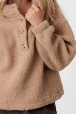 Sherpa Button-Up Two Pocket Hooded Pullover Jacket - Image 20