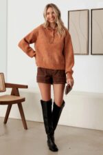 100% Wool Button-Up Neck Pullover Sweater - Image 5