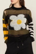 Colorblock Daisy Floral Print Distressed Mock Neck Lightweight Sweater - Image 4