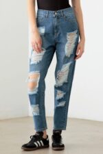 Destroyed High Waist Mom Style Fit Jeans - Image 8