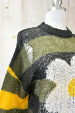 Colorblock Daisy Floral Print Distressed Mock Neck Lightweight Sweater - Image 6