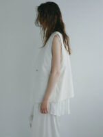 Minimalist Cotton V-Neck Vest – Women’s Loose-Fit Layered Waistcoat - Image 5